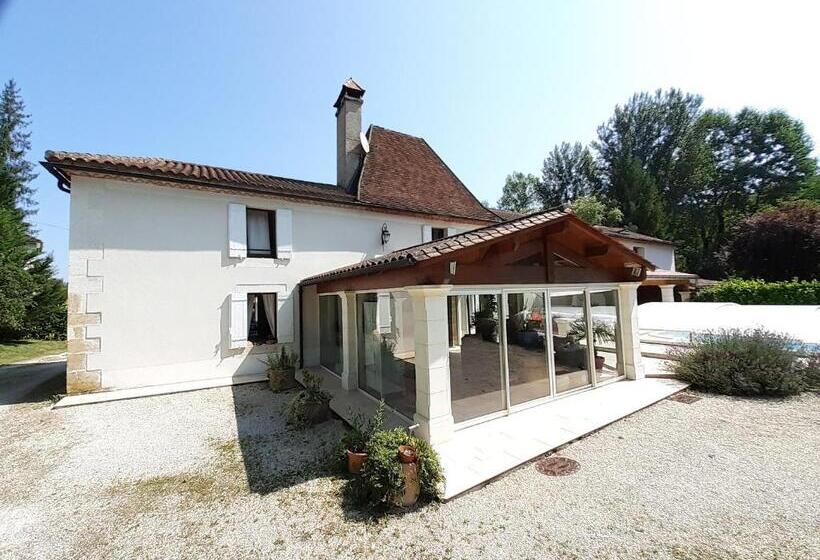 ベッドアンドブレックファースト Le Chaubier