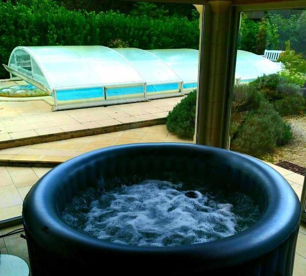 ベッドアンドブレックファースト Le Chaubier