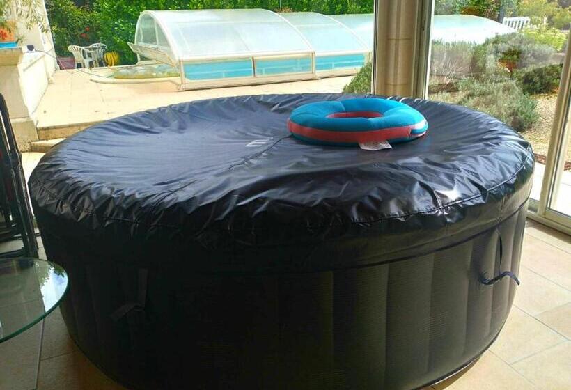 ベッドアンドブレックファースト Le Chaubier