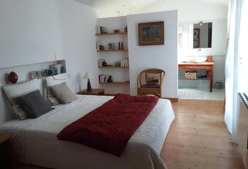 Bed and Breakfast Les Jardins De Clerjotte