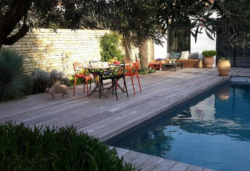 Bed and Breakfast Les Jardins De Clerjotte