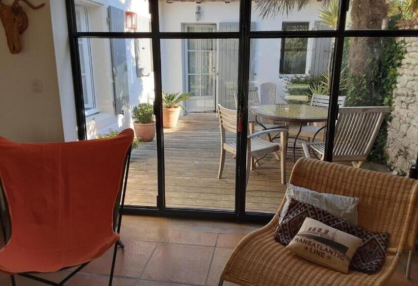 Bed and Breakfast Les Jardins De Clerjotte