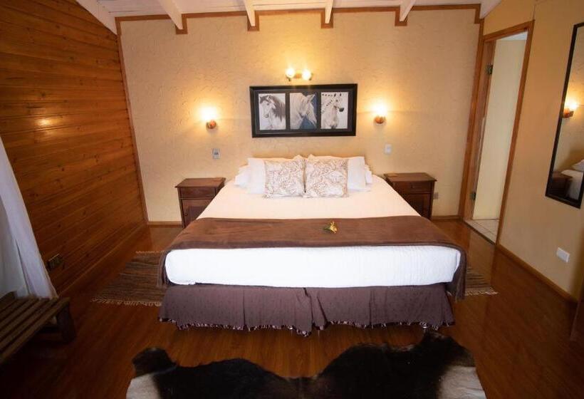 مبيت وإفطار Ngahu Bungalows Alojamiento Frente Al Mar En El Centro De Rapa Nui