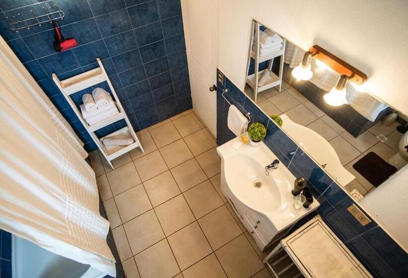 ベッドアンドブレックファースト Ngahu Bungalows Alojamiento Frente Al Mar En El Centro De Rapa Nui