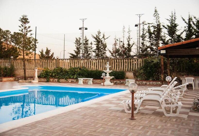 تختخواب و صبحانه Templi La Piscina