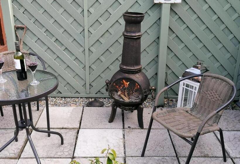 Bed and Breakfast Tess S Guest House R95k6n1 This Property Is Unsuitable For Children Under 12 Years Old