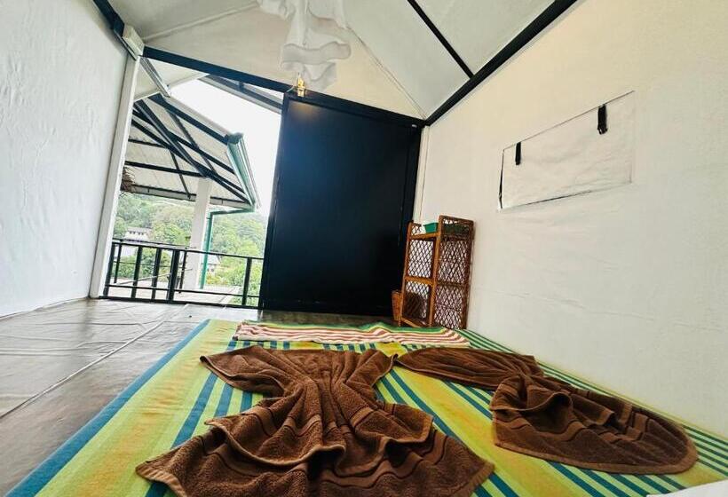 Bed and Breakfast The Sky Tents