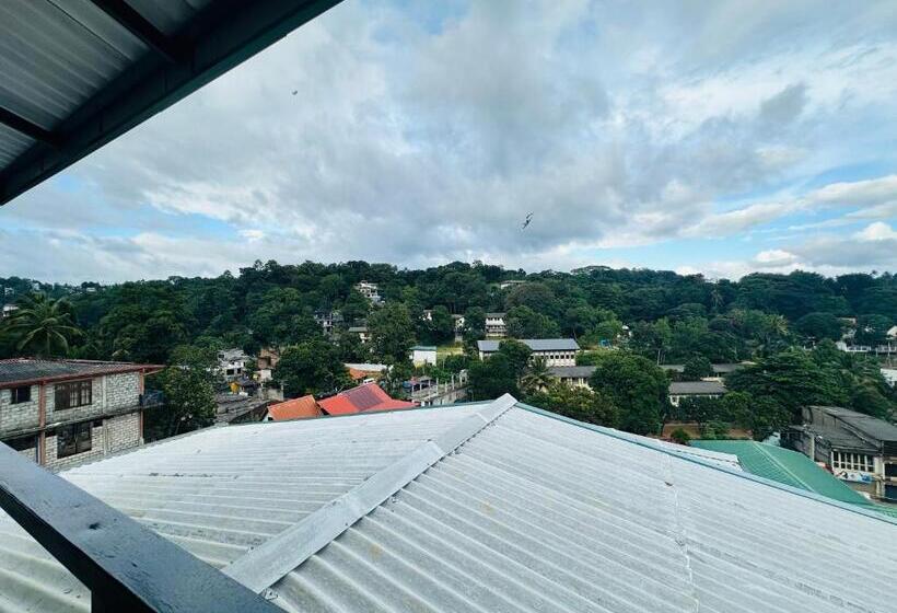 Bed and Breakfast The Sky Tents