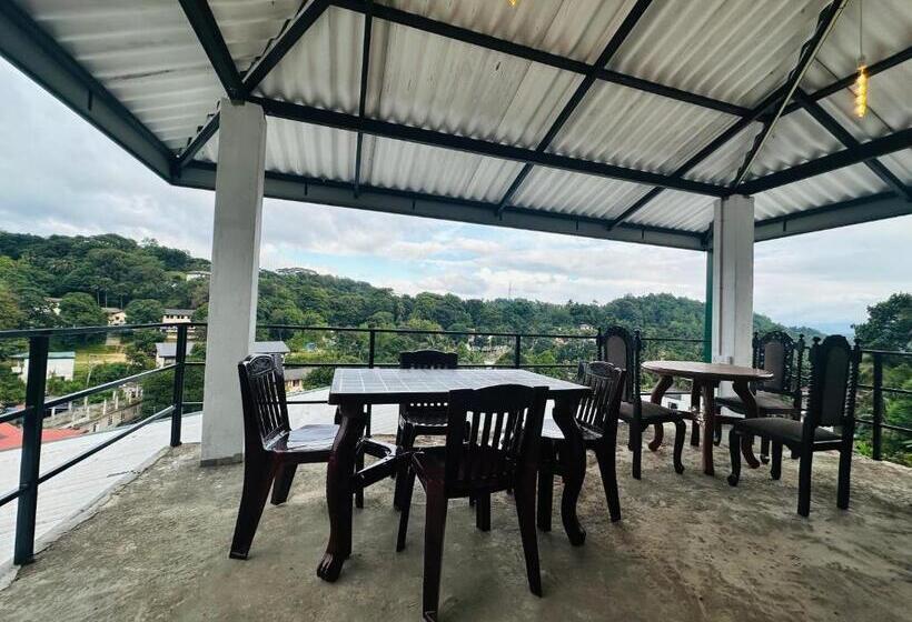 Bed and Breakfast The Sky Tents