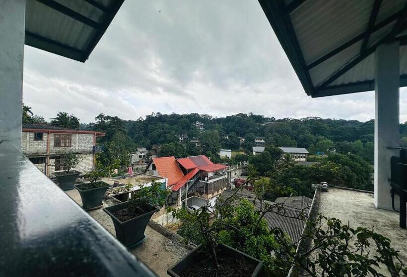 Bed and Breakfast The Sky Tents