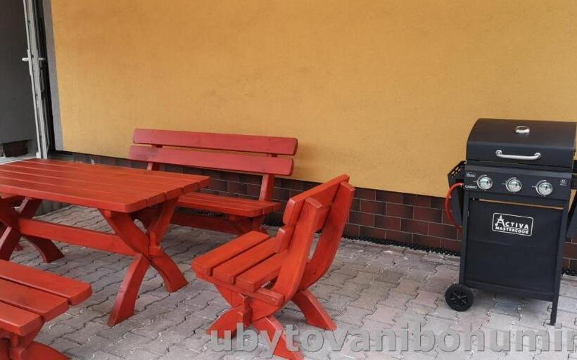 Bezva Ubytování U Lidlu