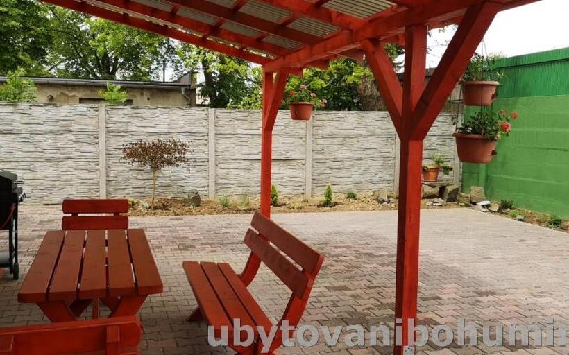 Bezva Ubytování U Lidlu