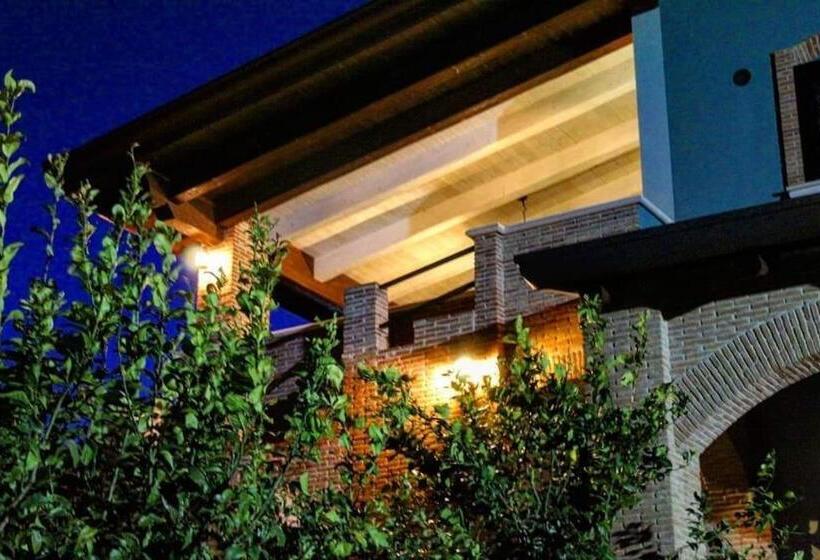 Caledonia B&b