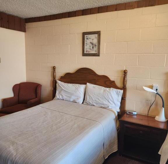 Cedar Villa Motel