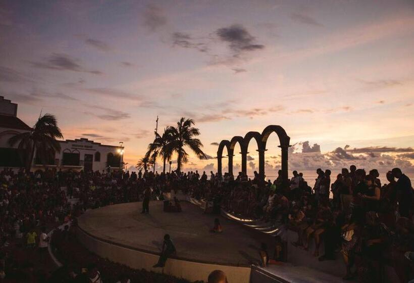 Chanclas Hostel Vallarta