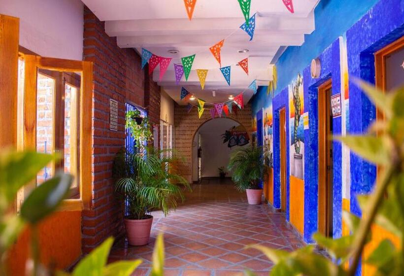 Chanclas Hostel Vallarta