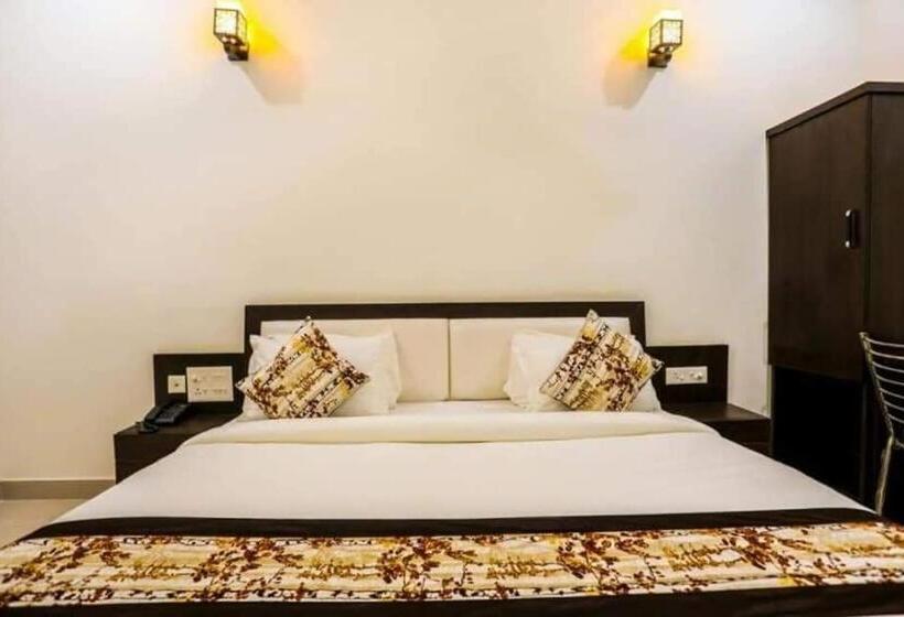 Collection O Hotel Kp