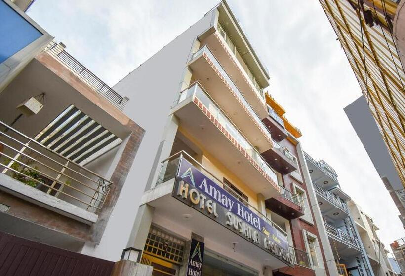 Collection O Hotel Sushila Residency