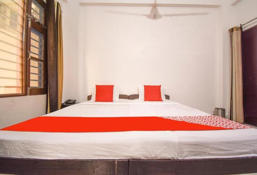 Collection O Hotel Sushila Residency