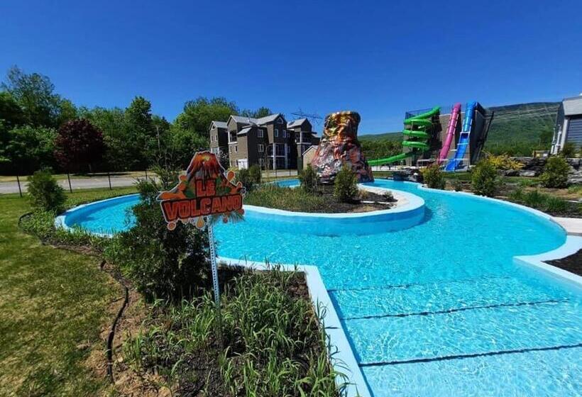 Condo Avec Parc Aquatique !