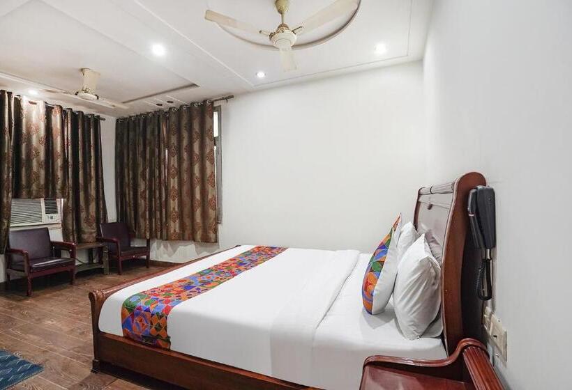 Fabhotel Sai Residency