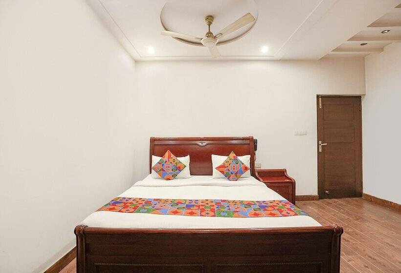 Fabhotel Sai Residency