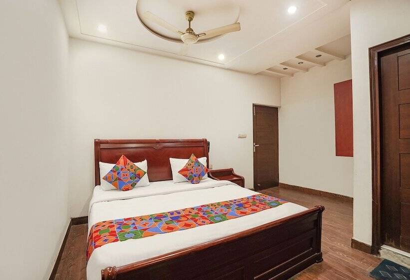 Fabhotel Sai Residency