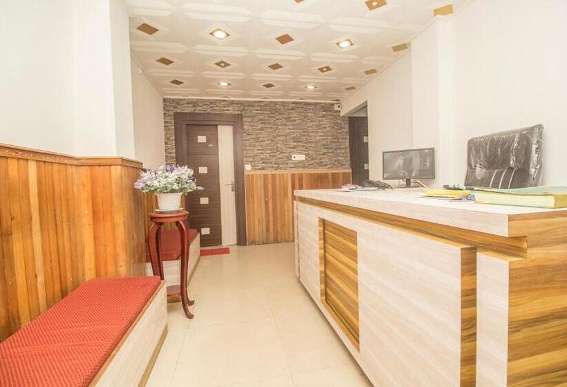 Flagship Hotel White Lion