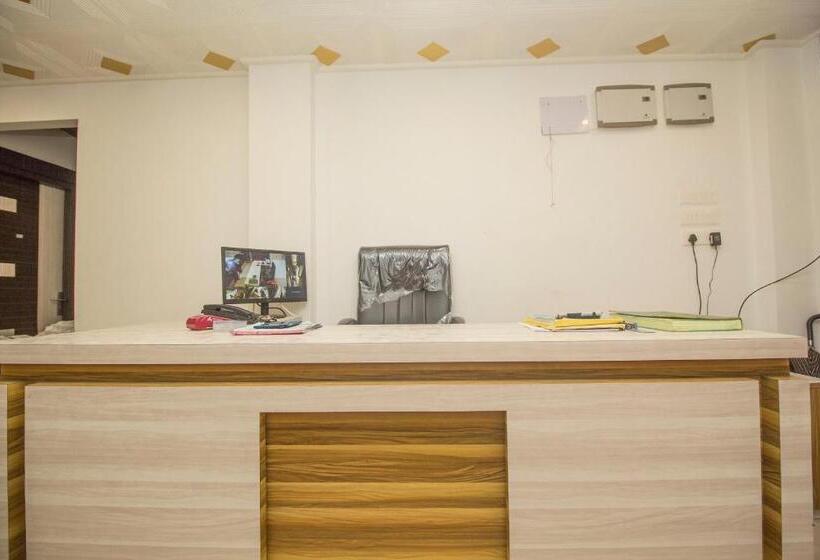 Flagship Hotel White Lion