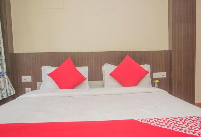 Flagship Hotel White Lion