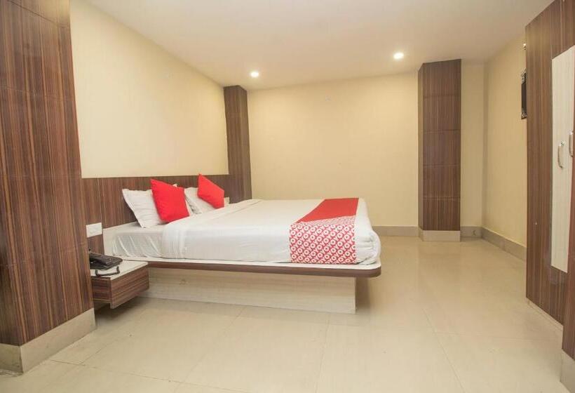 Flagship Hotel White Lion