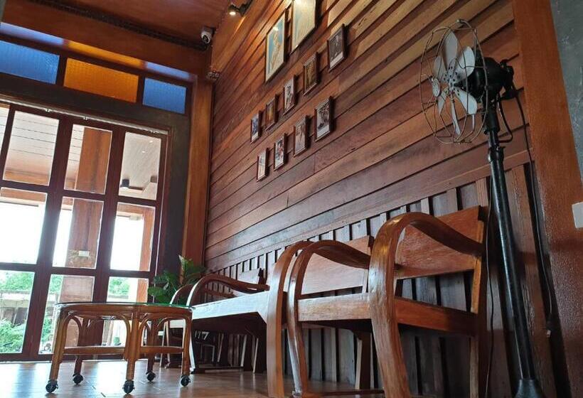 酒店 บ้านน่านอน