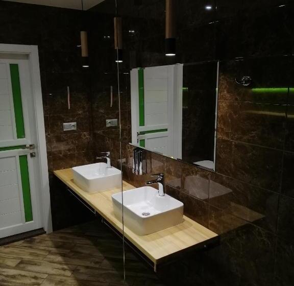 Otel гостинний двір