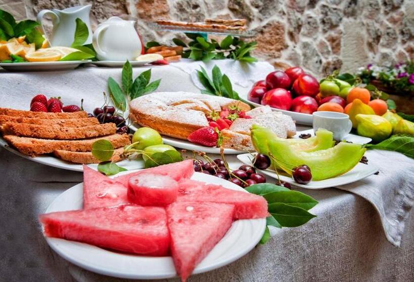 בית מלון כפרי Agriturismo Masseria Pallanzano