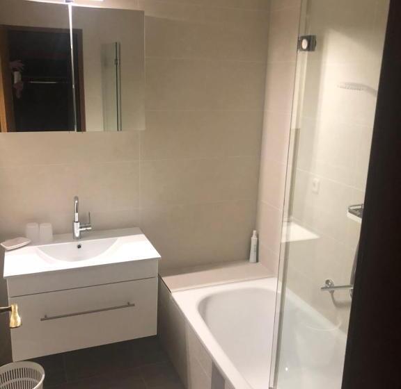 בית מלון כפרי Alpenland