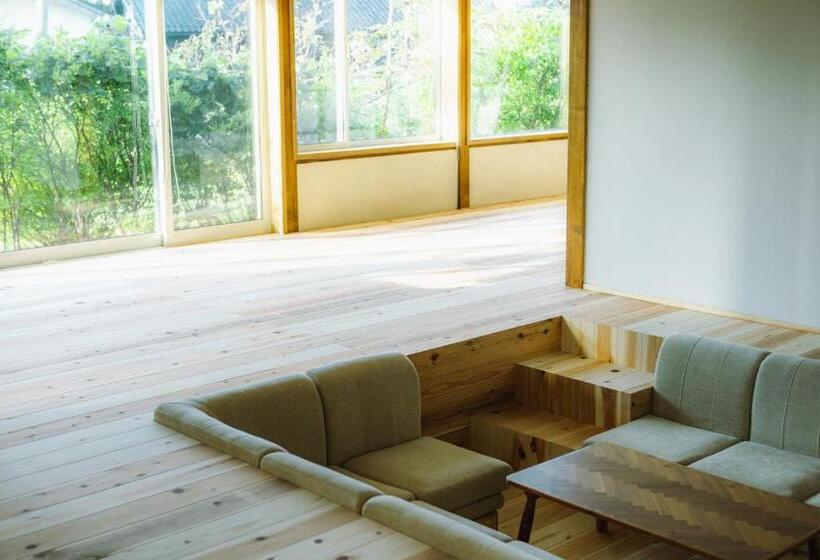 Hotell Andante 葡萄農家の宿