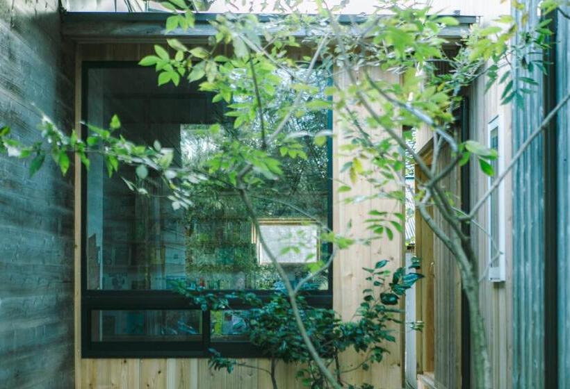 Hotell Andante 葡萄農家の宿