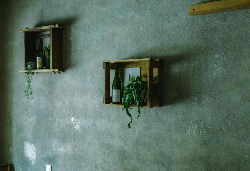 Hotell Andante 葡萄農家の宿