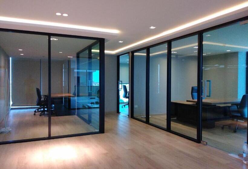 酒店 Atrium Suvarnabhumi