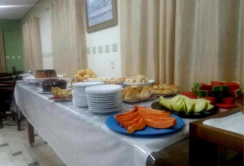 בית מלון כפרי Catalao Palace