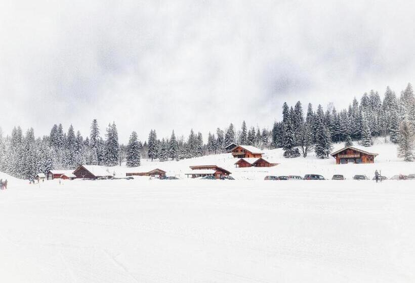 Отель Chez Liadet