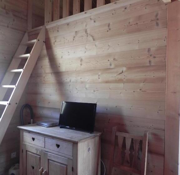 Отель Chez Liadet