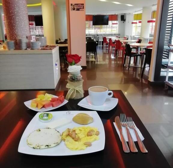 בית מלון כפרי Grand Premium Plaza