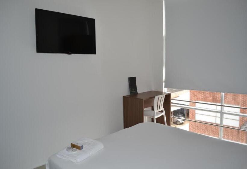 בית מלון כפרי Grand Premium Plaza