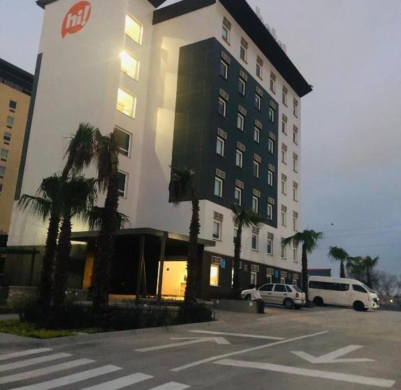 Отель Hi! Monterrey Aeropuerto