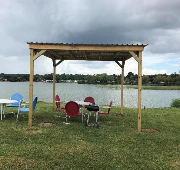 فندق Hook Wine Sinker   Sabine