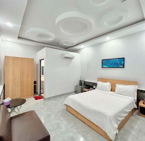 هتل Khách Sạn Khang điền 2