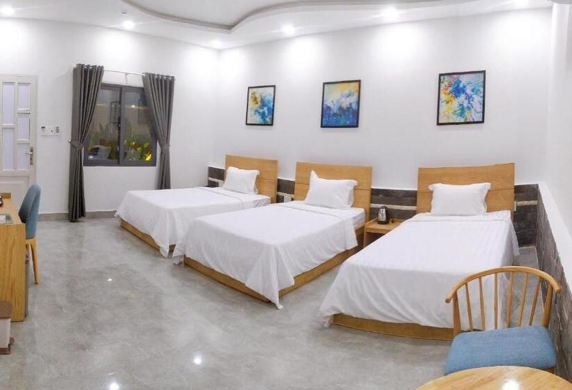 هتل Khách Sạn Khang điền 2