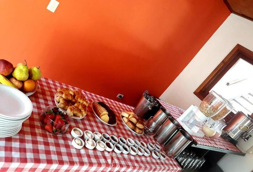 בית מלון כפרי La Tavola