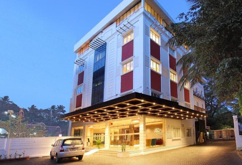 호텔 National Park Residency